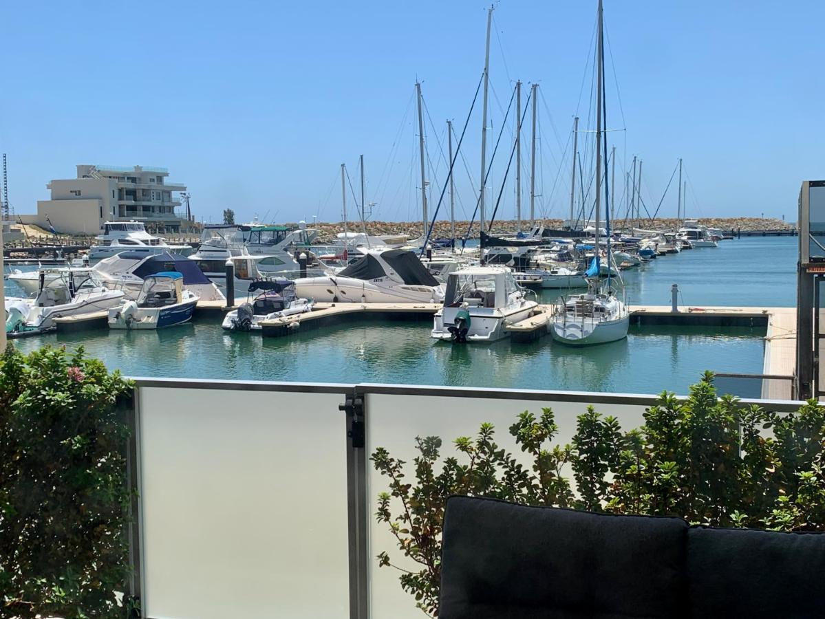 Mariner'S Cove ~ Luxe Waterfront Apartment Mindarie 外观 照片