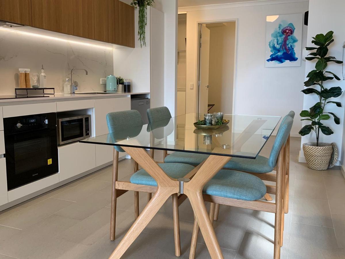 Mariner'S Cove ~ Luxe Waterfront Apartment Mindarie 外观 照片
